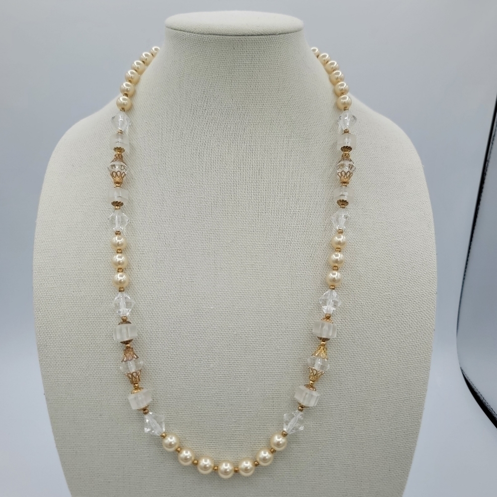 Vintage Necklaces Cream Faux Pearl Goldtone Set of 2 #1232 & 1233 - Picture 5 of 16